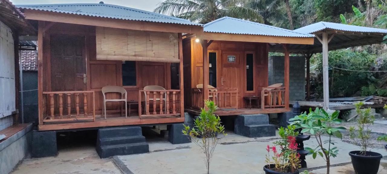 Limasan Mbah Darmo Hotell Tepus Eksteriør bilde